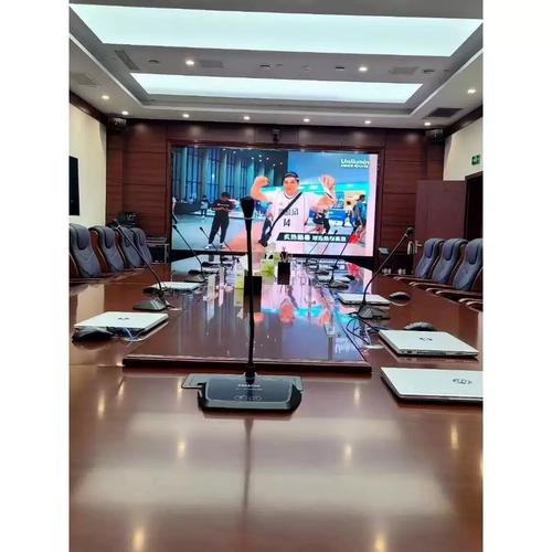 LED全彩屏室內(nèi)系列解析 P2到P10如何選擇？大屏幕、廣告與舞臺(tái)應(yīng)用指南